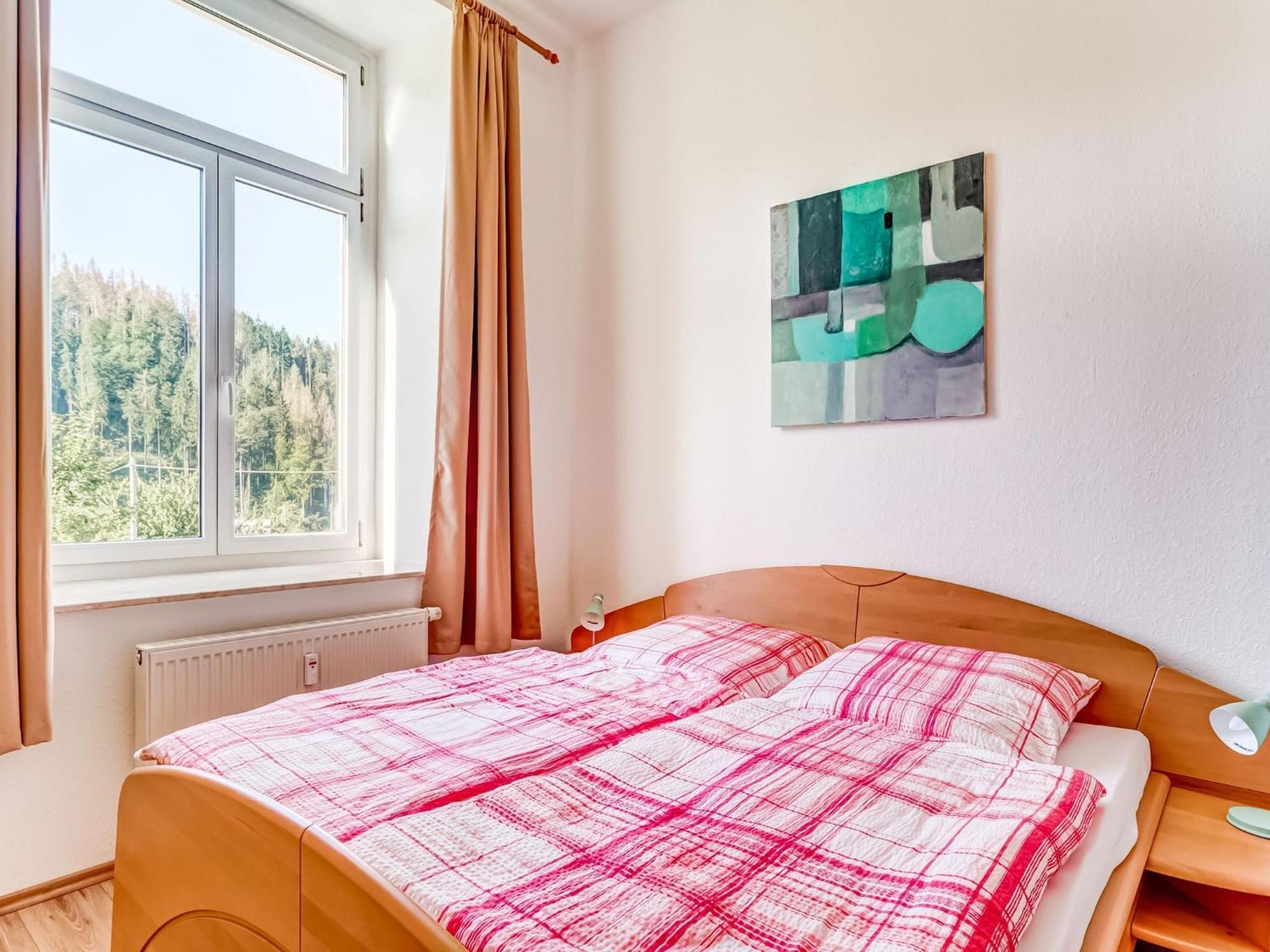 Alluring Villa In Grunhainichen Borstendorf With Garden 로이브스도르프 외부 사진