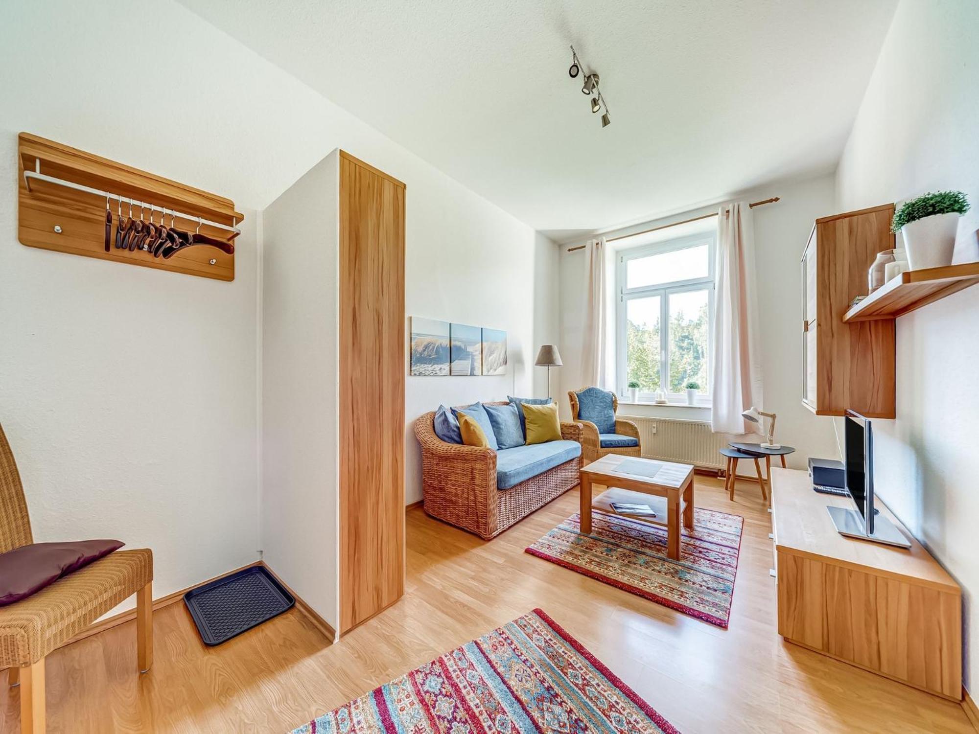 Alluring Villa In Grunhainichen Borstendorf With Garden 로이브스도르프 외부 사진