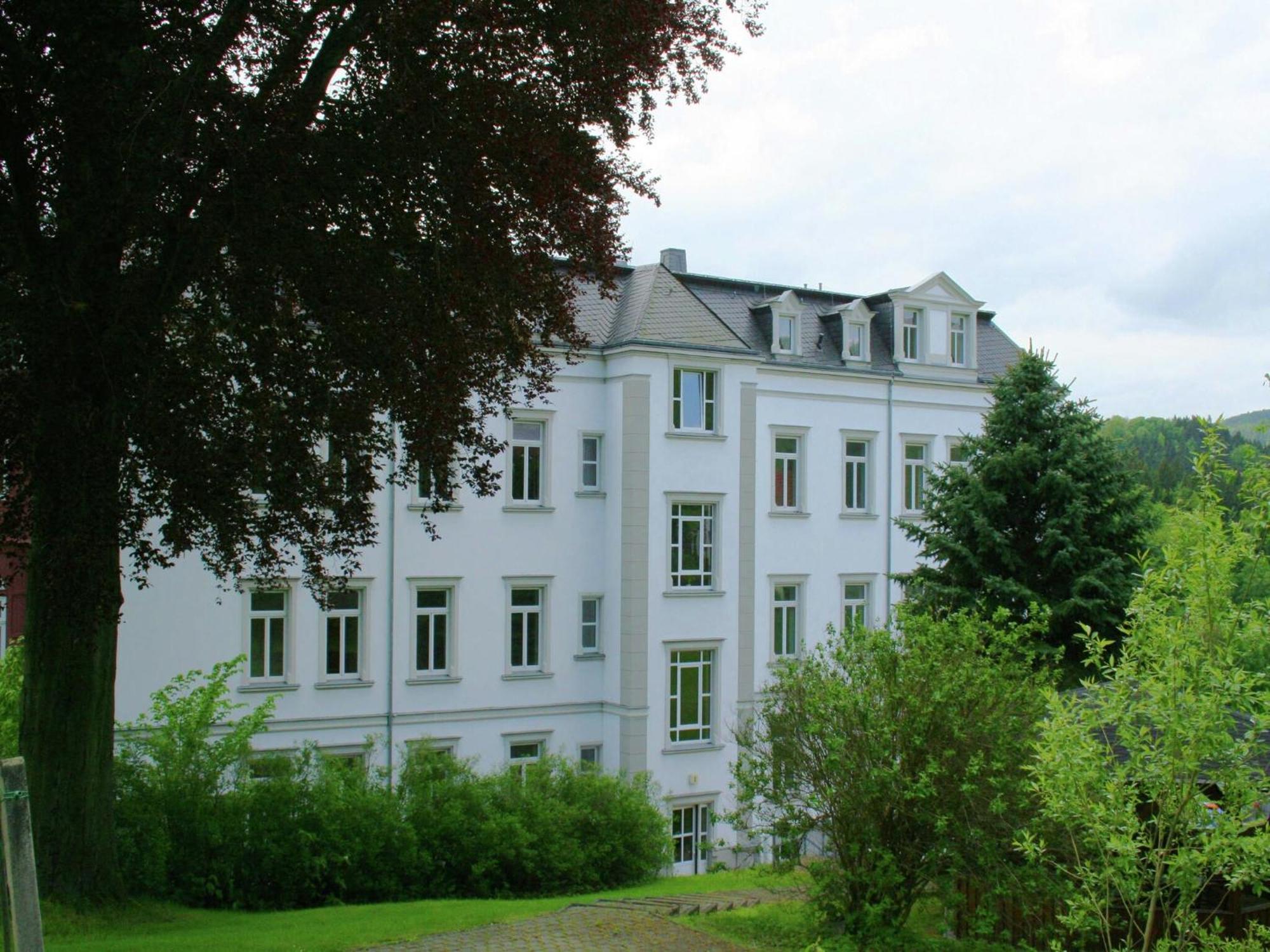 Alluring Villa In Grunhainichen Borstendorf With Garden 로이브스도르프 외부 사진