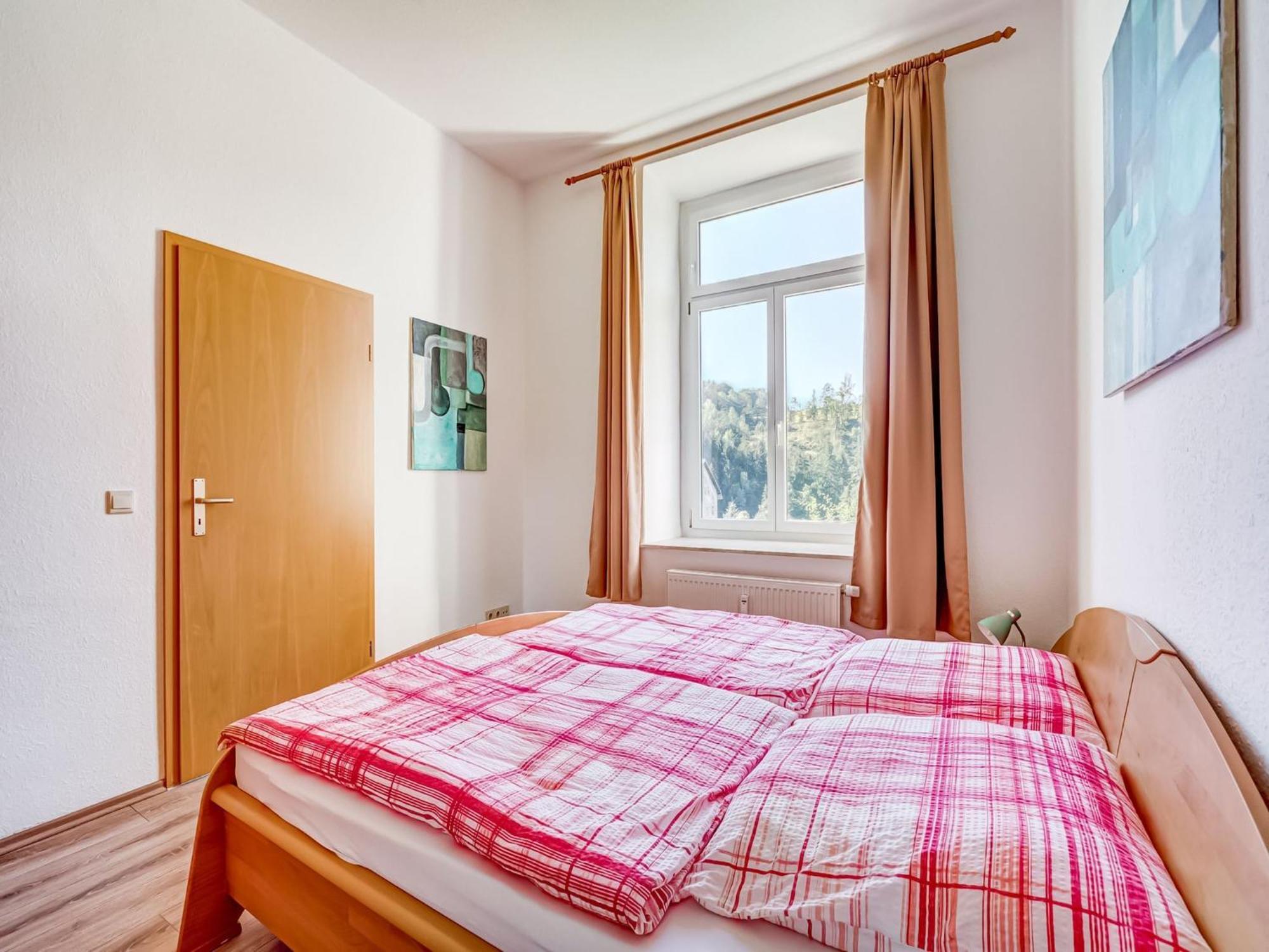 Alluring Villa In Grunhainichen Borstendorf With Garden 로이브스도르프 외부 사진