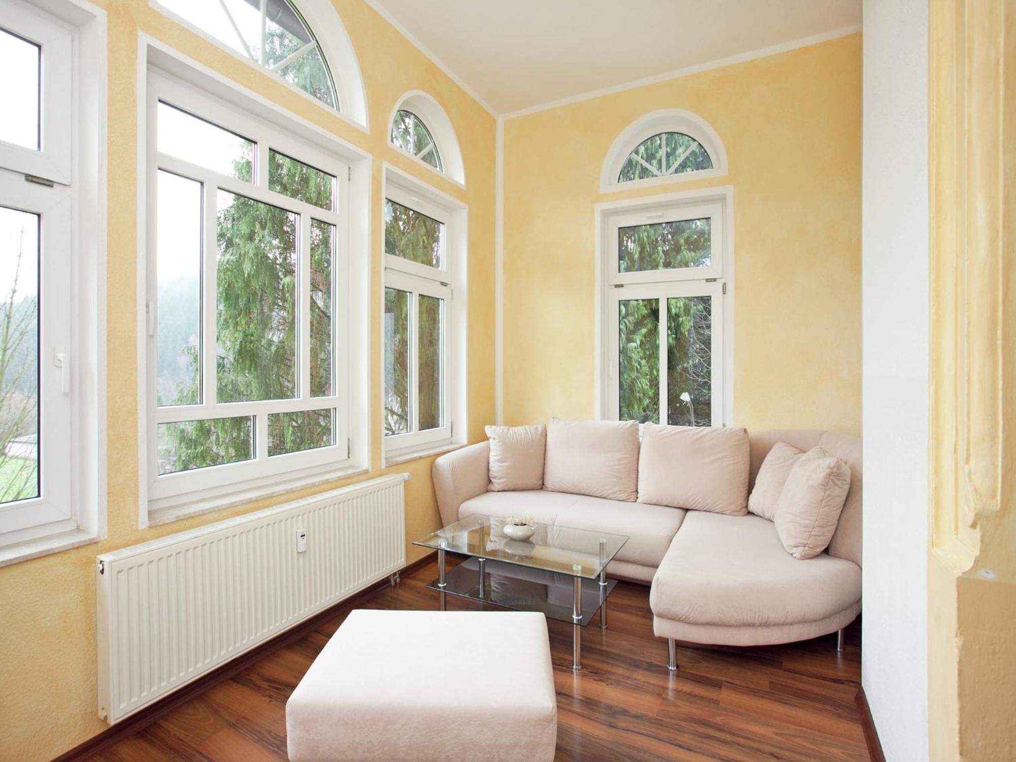 Alluring Villa In Grunhainichen Borstendorf With Garden 로이브스도르프 외부 사진