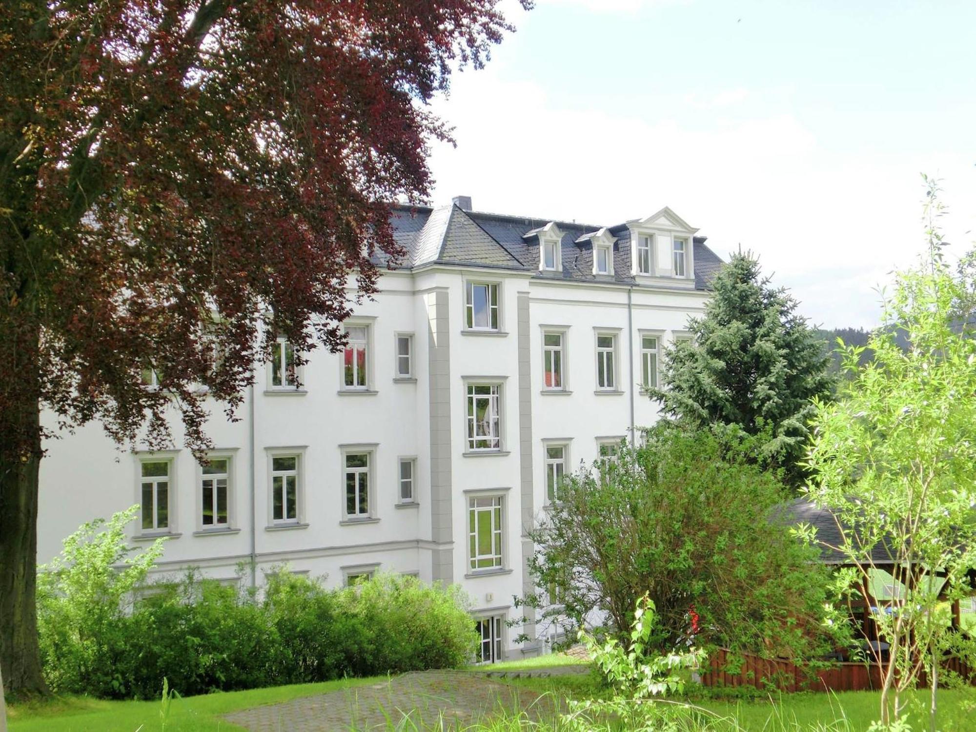 Alluring Villa In Grunhainichen Borstendorf With Garden 로이브스도르프 외부 사진